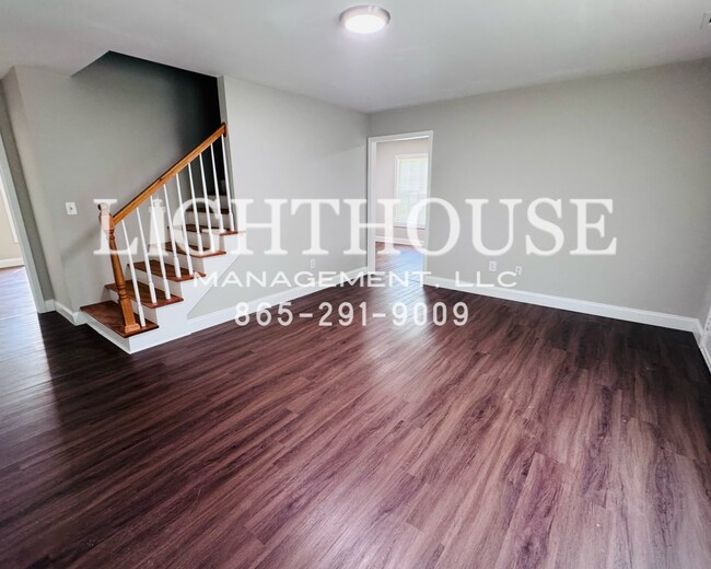 Building Photo - 5118 Woodglen Dr NW