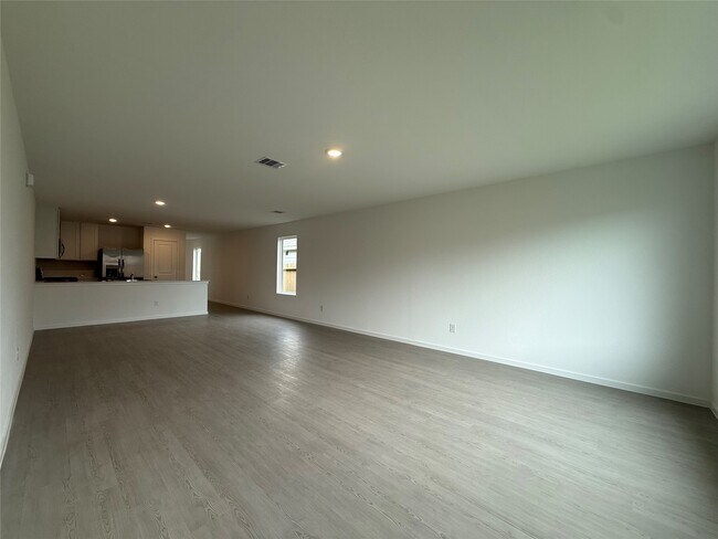 Building Photo - 12915 Shells Ln