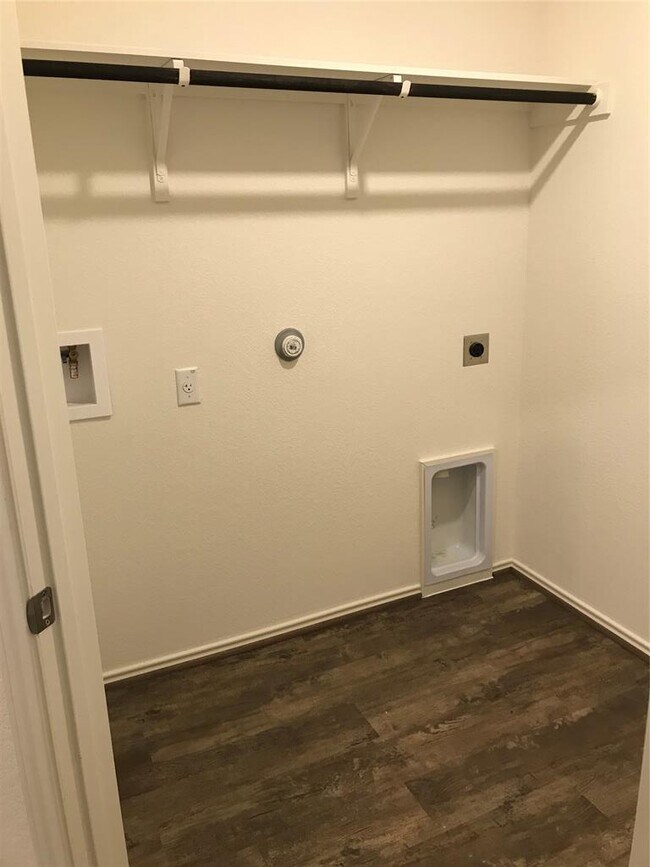 Building Photo - 1200 Nokota Bnd