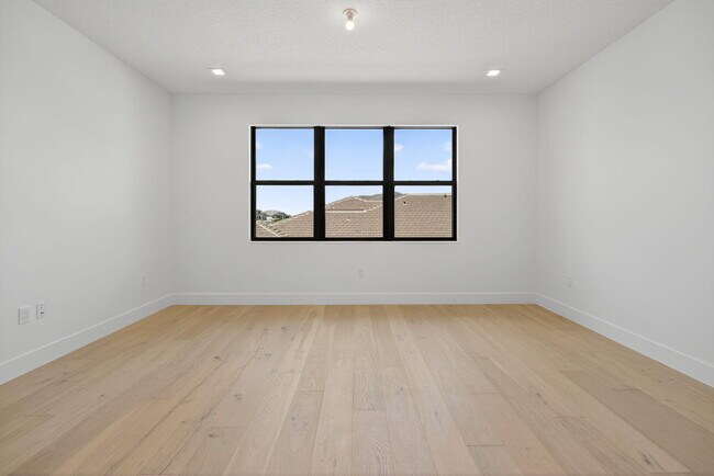 Building Photo - 10026 Skyloft St