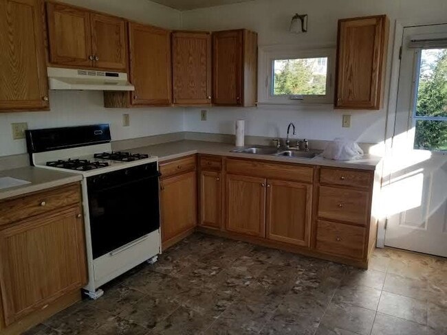 Building Photo - 2931 Westwind Ln
