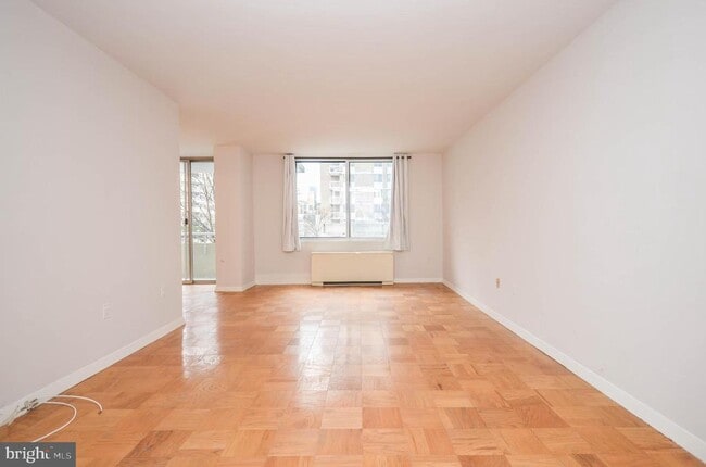 Building Photo - 3001 Veazey Terrace NW