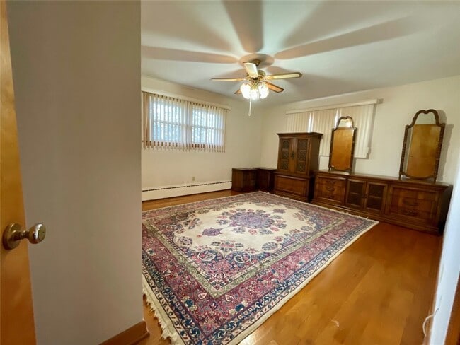 Building Photo - 92 Vestal Ave