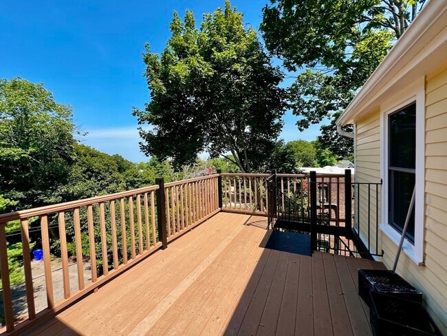 Building Photo - 1 Fort Ave Terrace