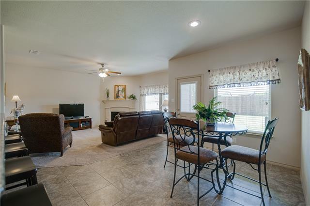 Building Photo - 3329 Tamarack Ln