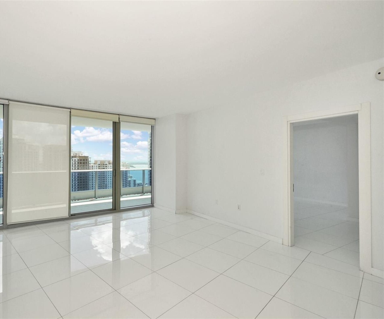 Building Photo - 200 Biscayne Boulevard Way