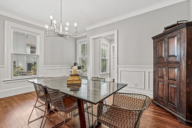 Building Photo - 65 Church St