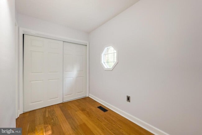 Building Photo - 7603 Heatherton Ln