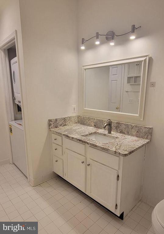 Building Photo - 4401 Sedgehurst Dr