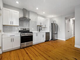 Building Photo - 104 Woodstock St