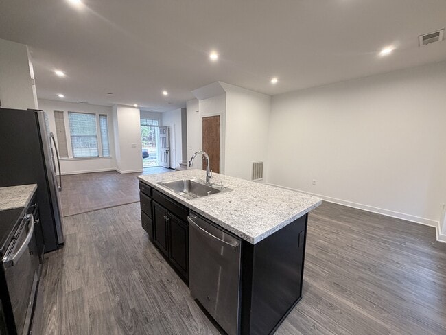 Building Photo - 221 Brittlebrush Dr