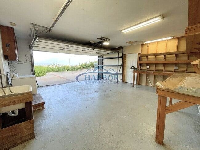 Building Photo - 23 Rockinghorse Rd