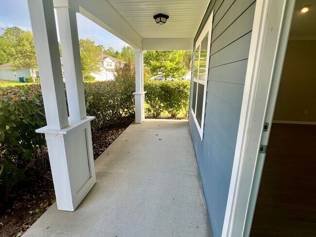 Building Photo - Great Size Home on Jacksonvilles Northside