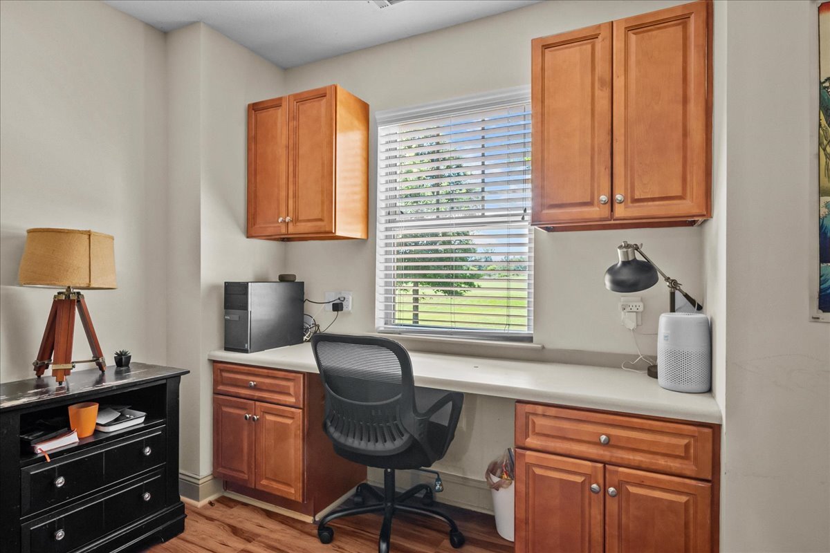 Building Photo - 1613 Muscovy Way