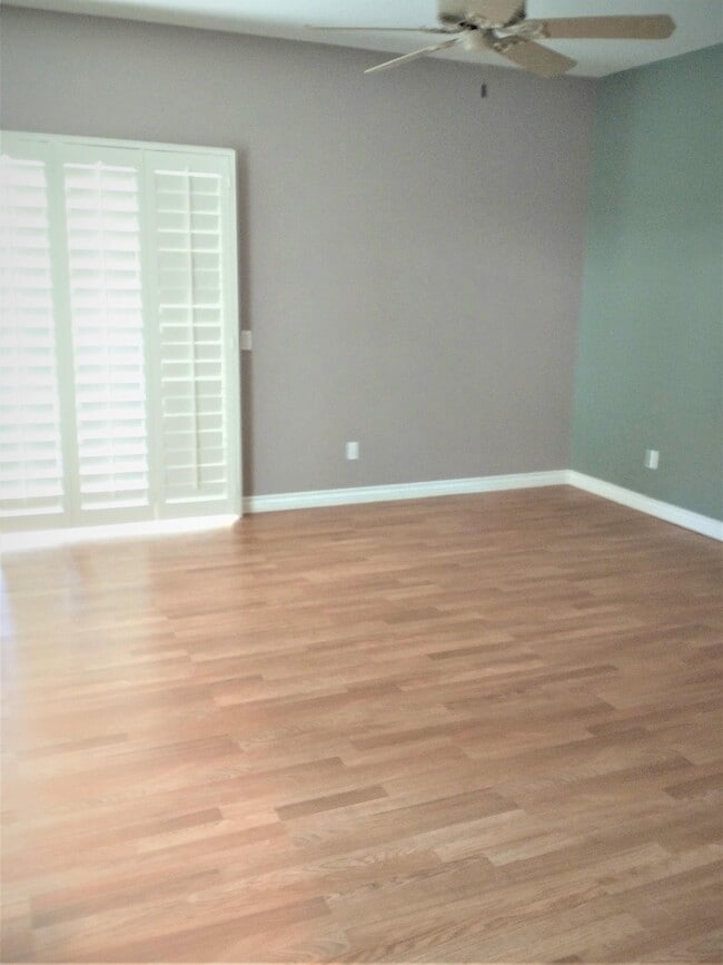 Building Photo - 78724 Como Ct
