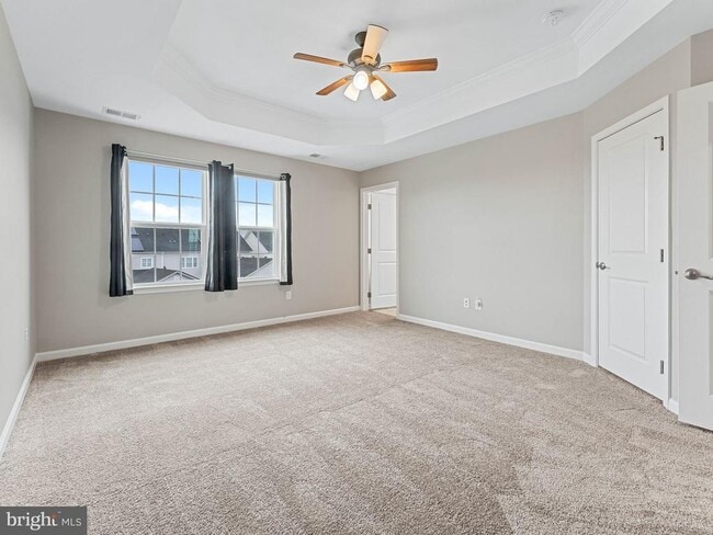 Building Photo - 161 Star Dr
