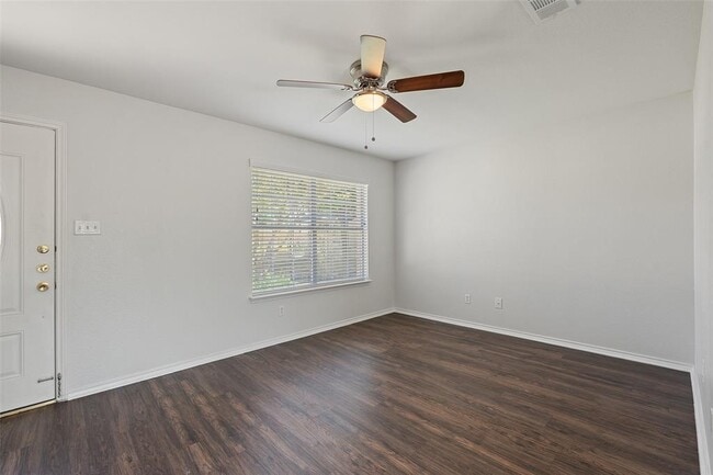 Building Photo - 1616 Windy Park Ct