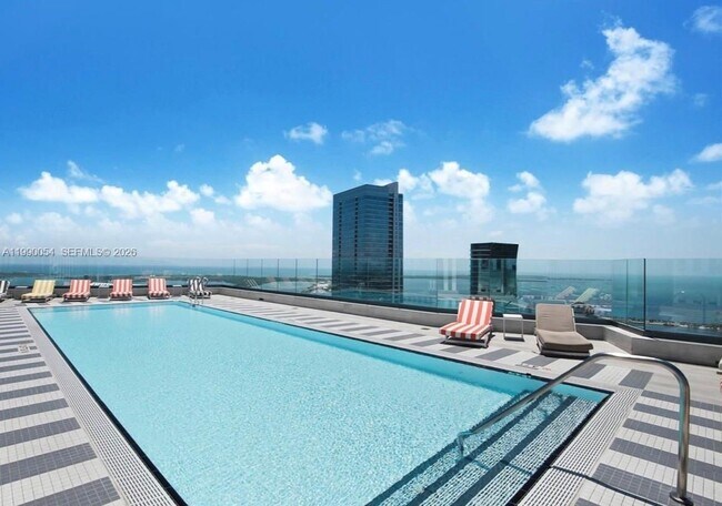 Building Photo - 1300 S Miami Ave