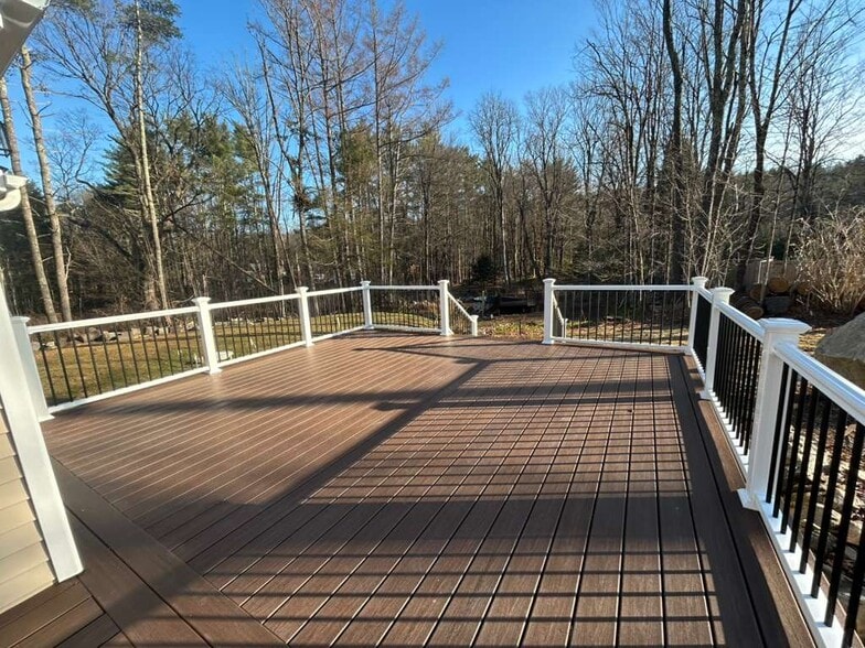 Large Deck - 11 Old Creamery Rd