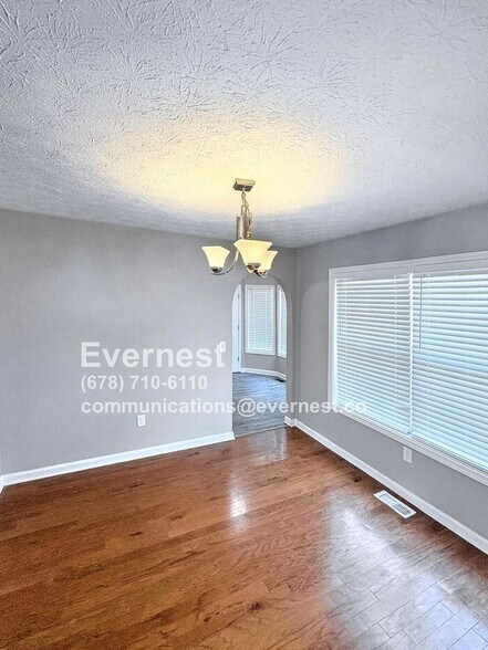 Building Photo - 460 Ward Rd