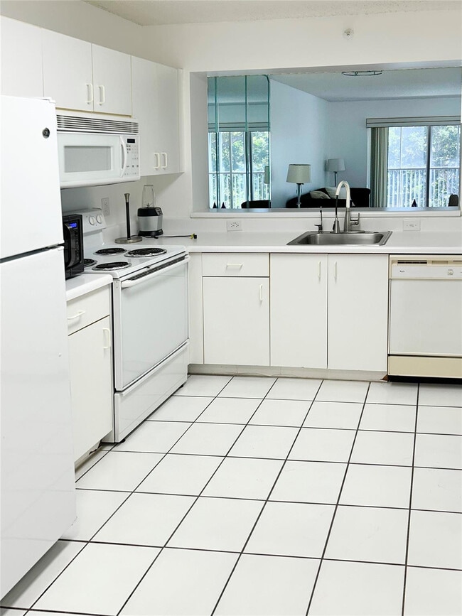 Building Photo - 9511 Weldon Cir