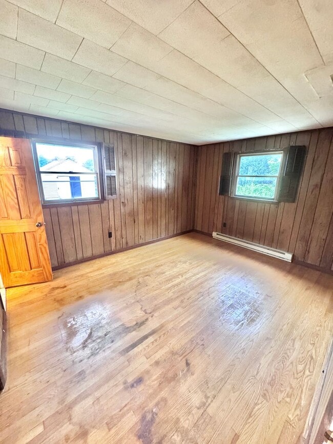 Building Photo - THREE BEDROOM RANCH HOME IN PARKLAND SCHOOL DISTRICT
