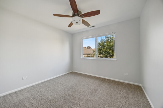 Building Photo - 17578 Gilbert Dr