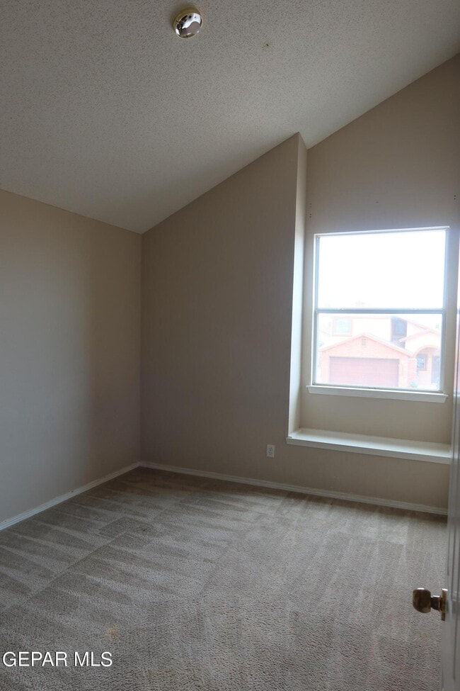 Building Photo - 14233 Smokey Point Dr