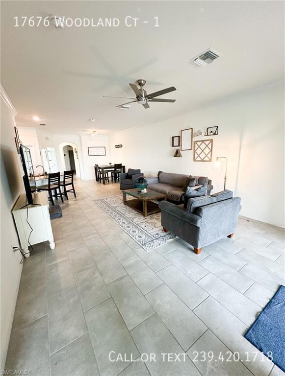 Building Photo - 17676 Woodland Ct