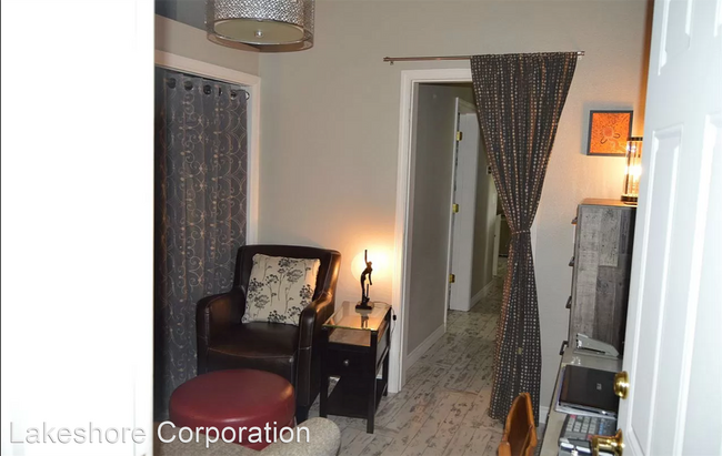 Building Photo - 2 br, 1 bath House - 2428 W Bridge Ave