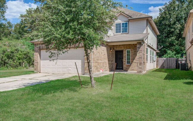 Building Photo - Open Layout & Large Backyard in Houston’s Evergreen Villas – 3 Beds, 2½ Baths