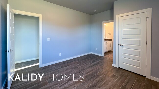 Building Photo - 218 Olde Ml Ct