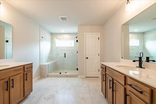 Building Photo - 5769 Tillman Way