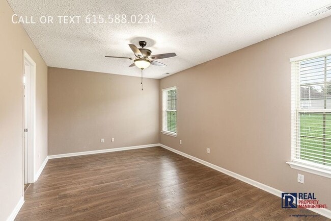 Building Photo - 2824 Canary Ct