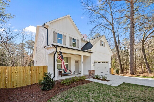 Building Photo - 346 Gun Club Dr