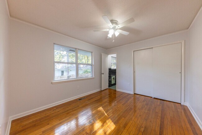 Building Photo - Welcome home!