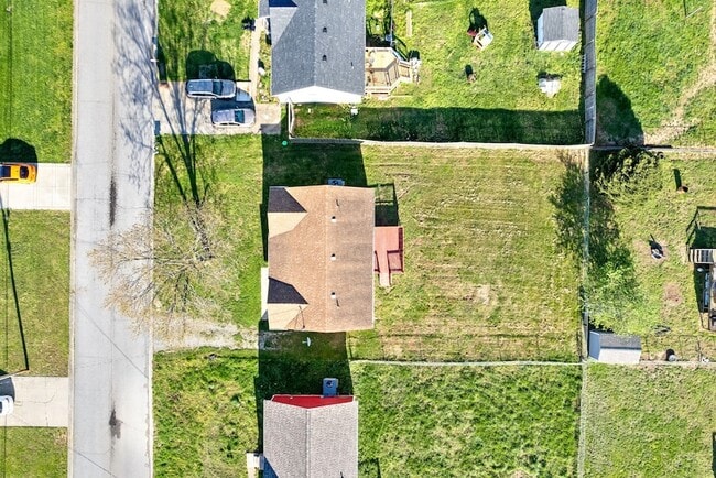 Building Photo - 521 Gainey Dr