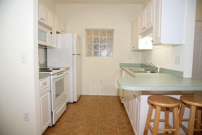 Building Photo - 1501 Partin Dr N