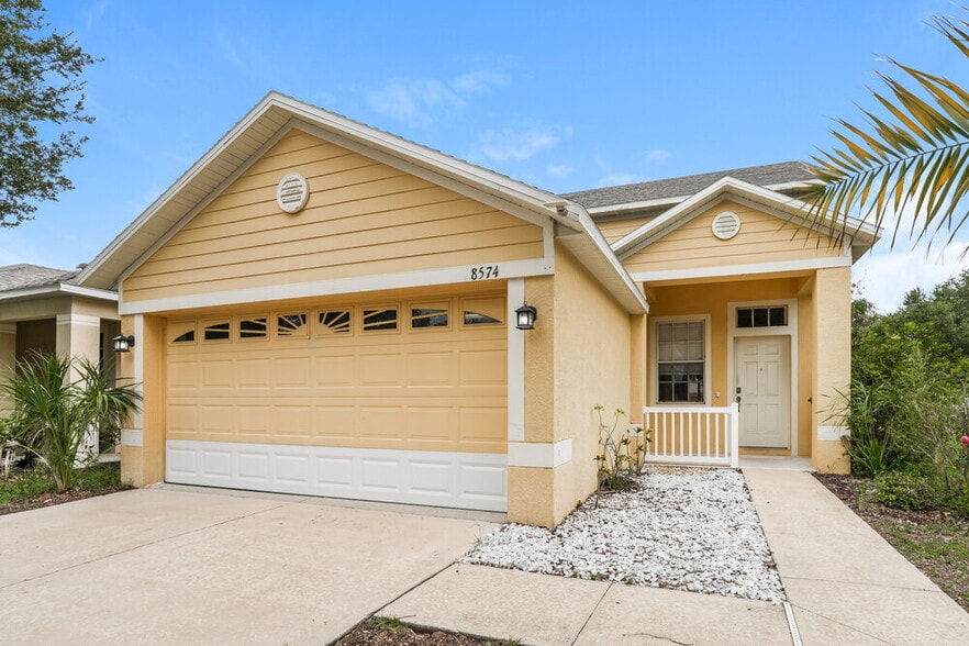 Building Photo - 8574 Deer Chase Dr