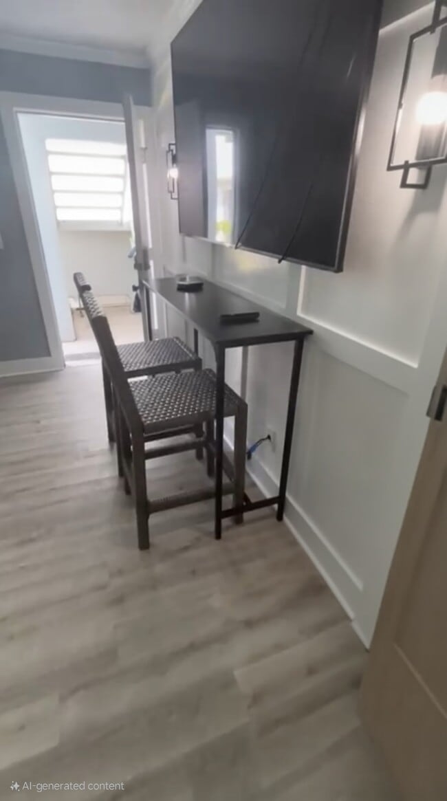 Primary Photo - 4127 Dolphin Dr