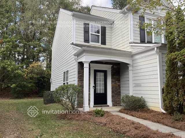 Building Photo - 3241 Welmingham Dr SW