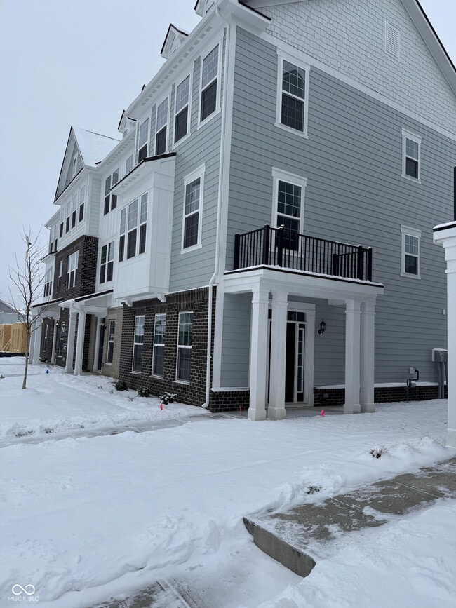 Building Photo - 14555 Elsmere Ln