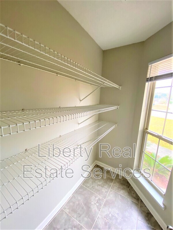 Building Photo - 1758 Ashton Dr