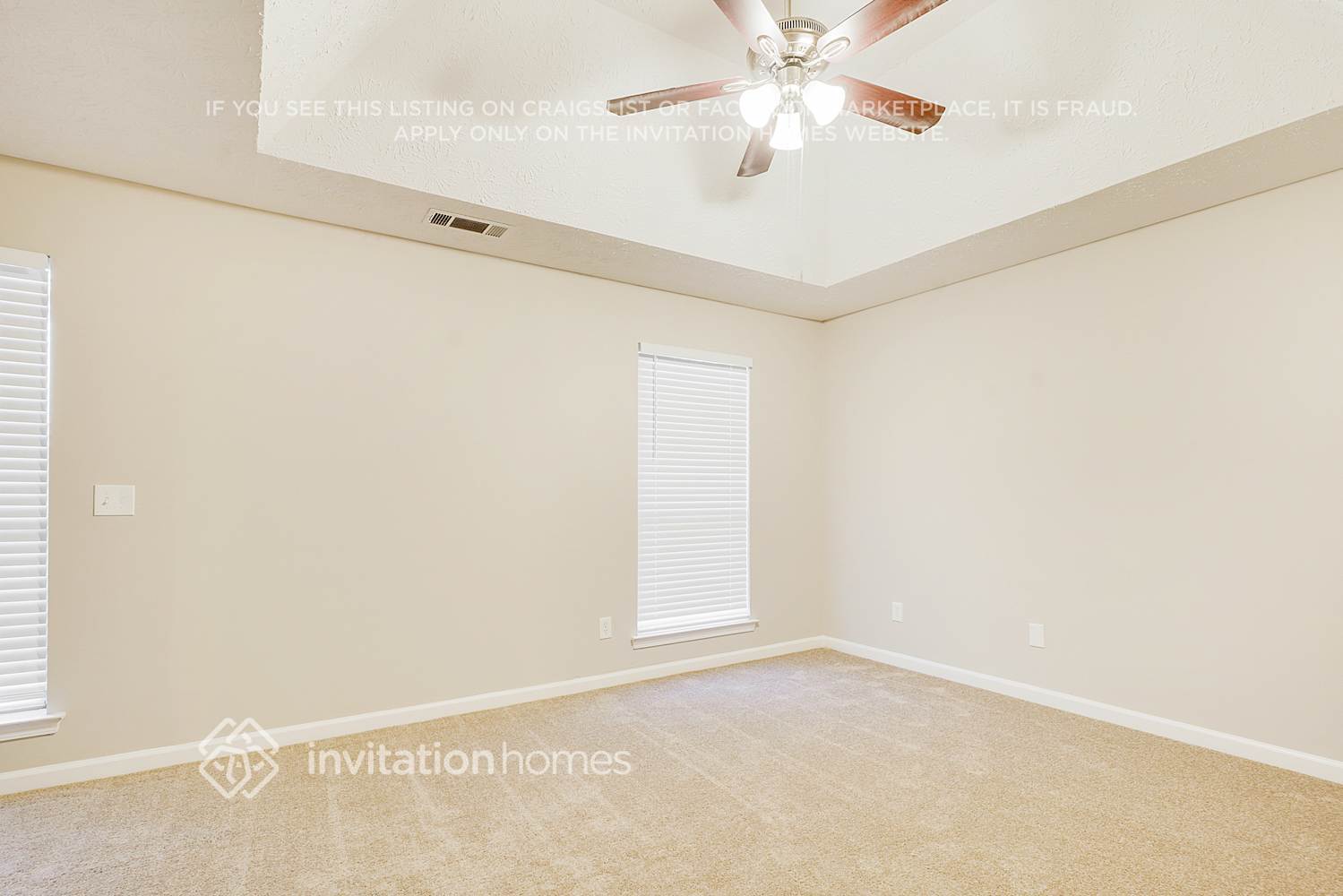 Building Photo - 482 Waterfront Dr