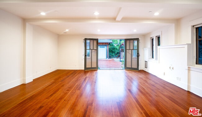 Building Photo - 2544 3rd St