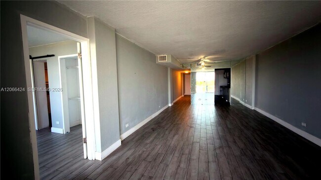 Building Photo - 3660 NE 166th St
