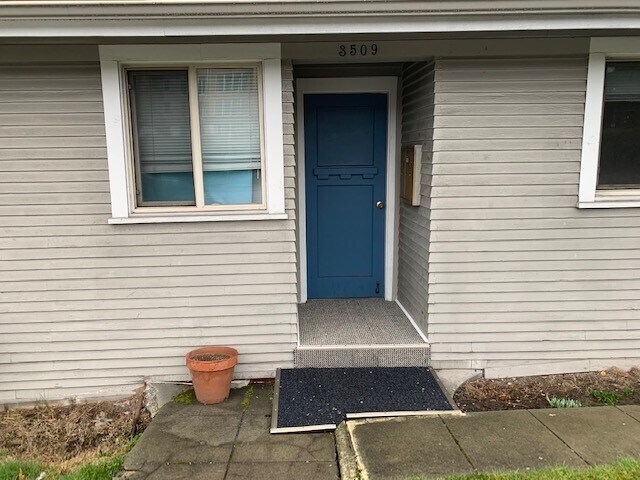 Building Photo - 3509 Rucker Ave