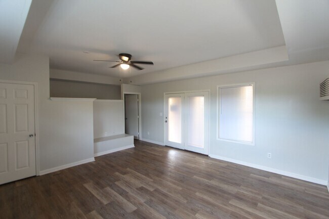 Building Photo - Belview Heights!! Cute! Cute! Cute!