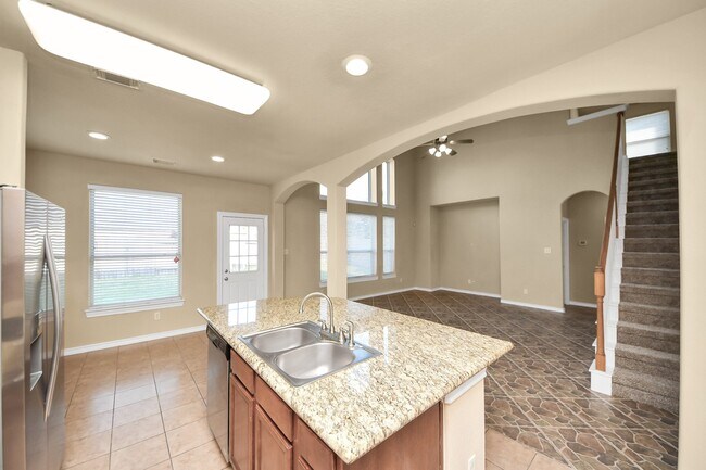 Building Photo - 4607 Aspen Leaf Ln