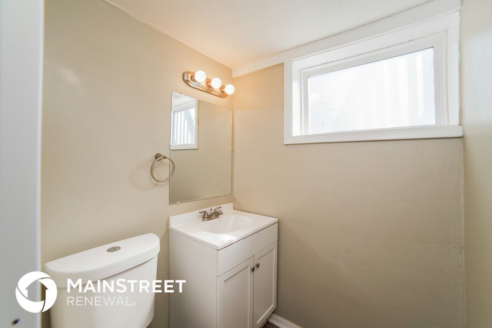 Building Photo - 5605 Butternut Rd